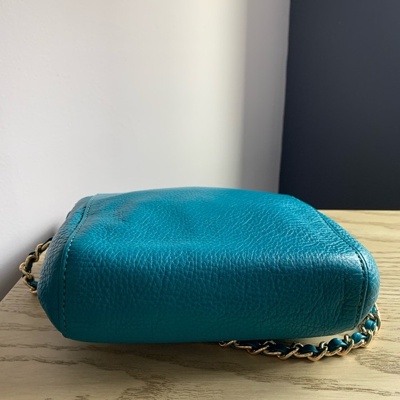 Authentic Tory Burch Teal crossbody bag - Picture 6 of 9